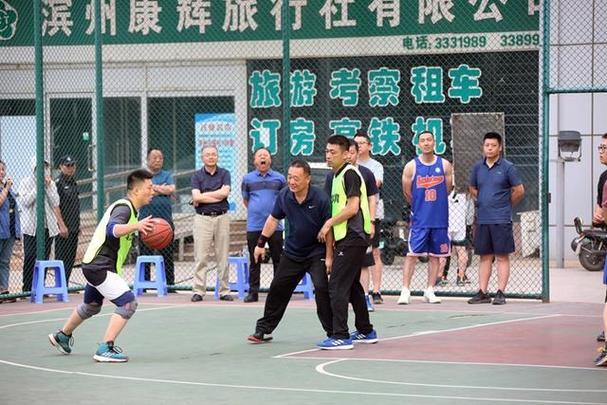 次采访中提